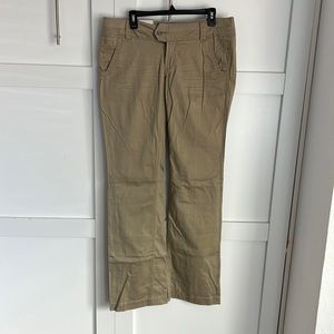 BKE khaki pants. Size 31